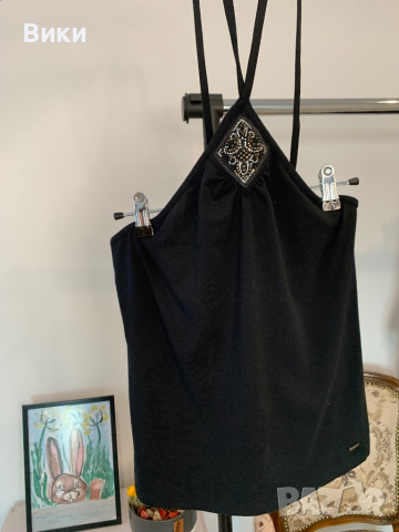 Дамски топ в размер L, но е подходящ и за М, снимка 3 - Корсети, бюстиета, топове - 44927216