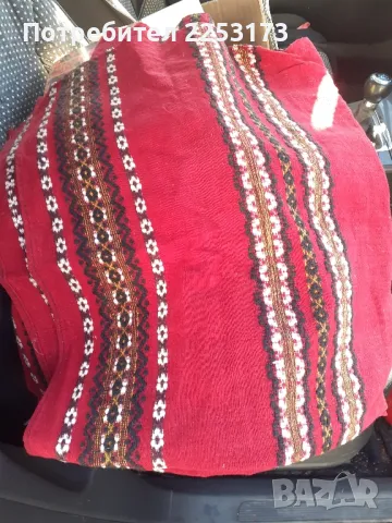 Битова покривка за маса