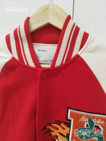 Спортна яке bershka, снимка 4 - Якета - 43886218