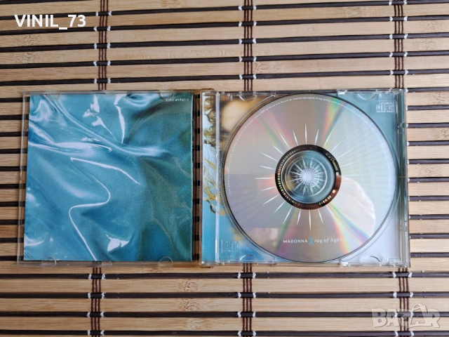 Madonna – Ray Of Light, снимка 2 - CD дискове - 50640912
