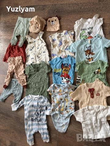 Лот бебешки дрехи за момче.