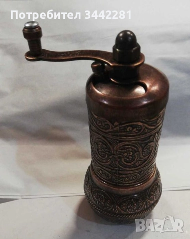 Мелница за сол и подправки