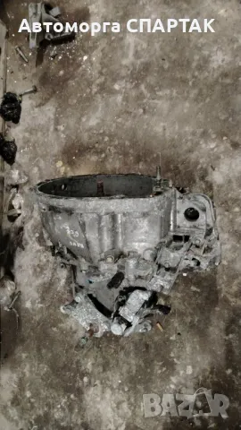 скоростна кутия Renault 6 скоростна , снимка 2 - Части - 48155559