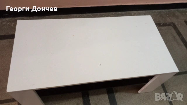 Продавам хола масичка