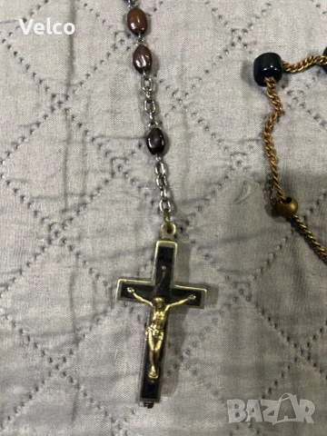 католически гердани с кръстове и броеница, снимка 2 - Колиета, медальони, синджири - 53512914