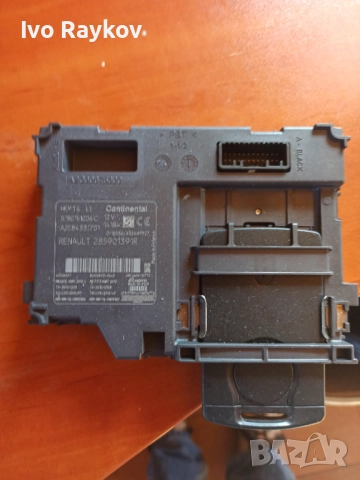 четец с карта RENAULT CLIO IV A2C84331701 , 285901391R 