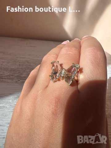 Златист пръстен с пеперуда от прозрачен кристал ❤️, снимка 5 - Пръстени - 52247735
