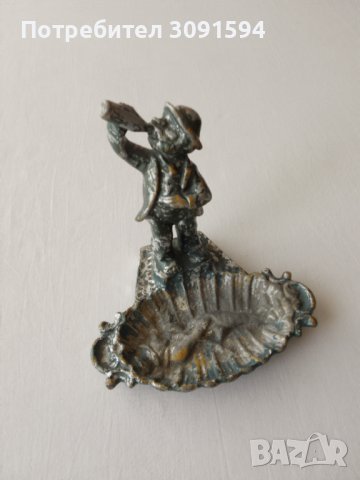 Стара Цаменна Фигура със пепелник СССР момче, снимка 7 - Други ценни предмети - 43883221