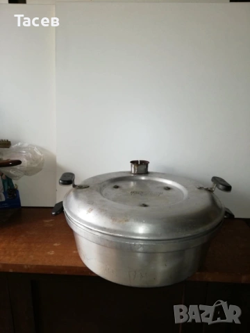 Електрическа тенджера с кабел