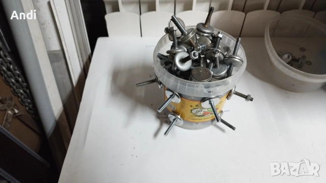 Магнити - малки кръгли 25/2,5 мм с шпилка , снимка 2 - Други инструменти - 53477485