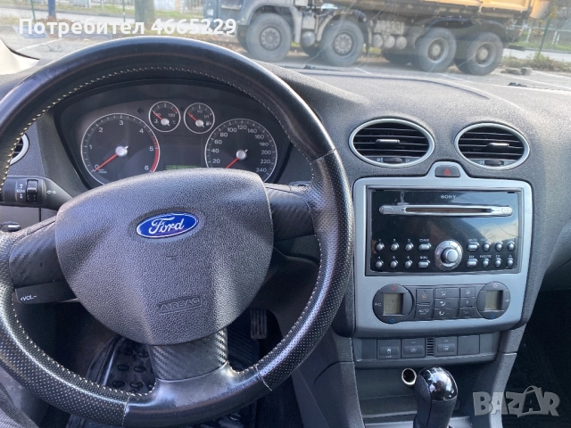 Ford Focus 1.6 tdci 109hp, снимка 8 - Автомобили и джипове - 52597757
