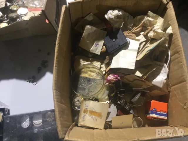 Хиляди части за часовници, снимка 3 - Антикварни и старинни предмети - 50132655