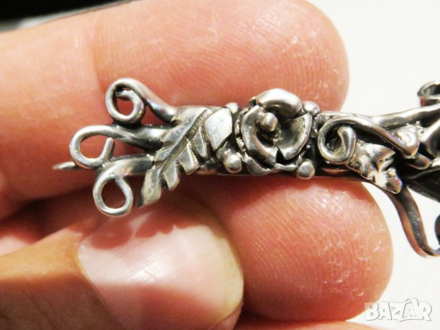 Сребърна брошка с флорални мотиви  красива солидна красота за вас сребро, снимка 2 - Други - 32577144