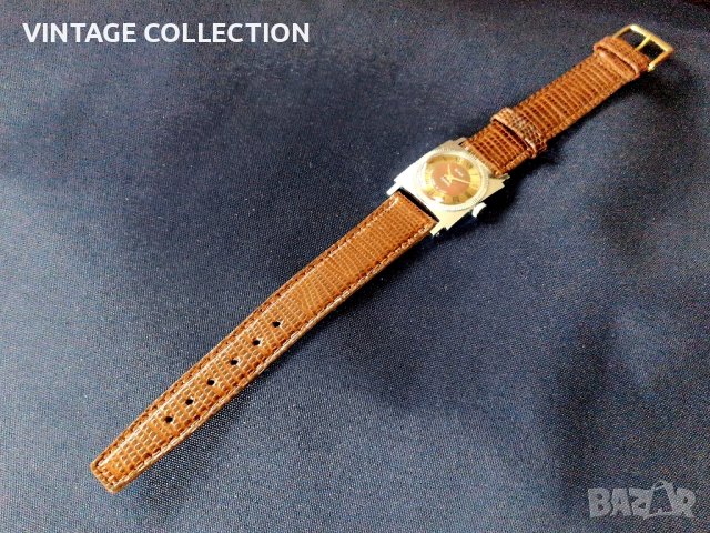 СЛАВА/ SLAVA Руски Механичен Часовник Дамски USSR Колекционерски Винтидж, снимка 6 - Дамски - 43800051