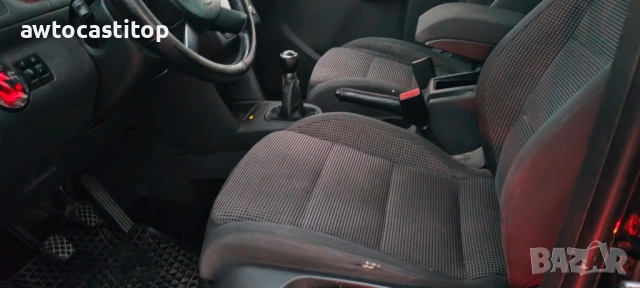 Фолксваген тоуран 1.9 тди , снимка 3 - Автомобили и джипове - 52079741