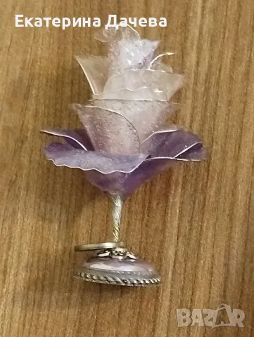 Продавам декоративна розичка сувенир 