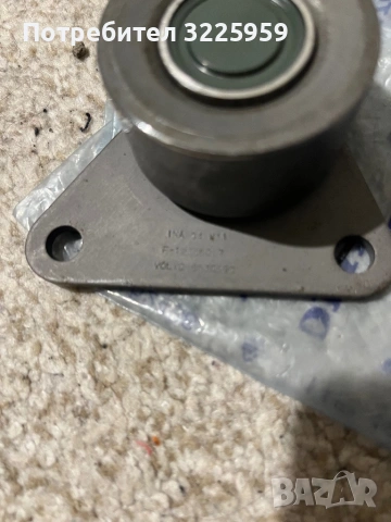 ОРИГИНАЛ-Volvo Timing Belt Idler Pulley 8630590, снимка 2 - Части - 53512607