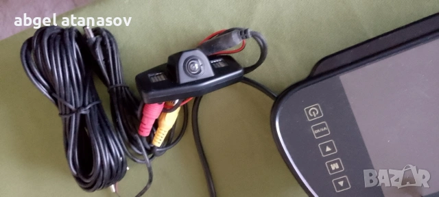 Продавам tft-lcd монитор в комплект с кмера за задни виждане за Honda accord , снимка 2 - Аксесоари и консумативи - 53122169