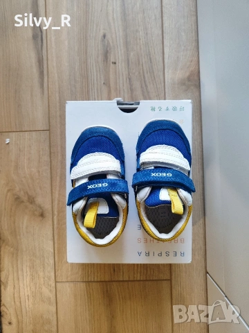 Бебешки обувки Geox - като нови, снимка 3 - Бебешки обувки - 53045777