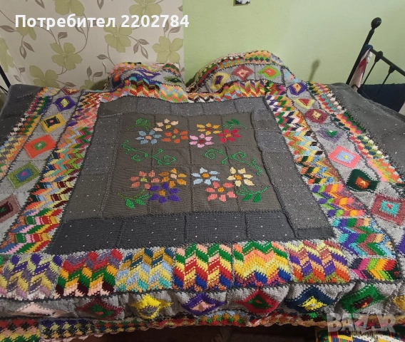 Ръчно плетена кувертюра,покривало,покривка за легло, снимка 9 - Покривки за легло - 52874369