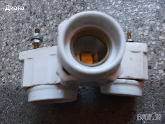 Панцер. Основи за предпазители (бушони) 25А и 63А - черни и бели, снимка 10 - Други - 47897502