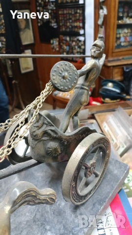 Гладиатор с колесница и бойно съоръжение , масивна,  бронзова скулптура върху мраморен постамент , снимка 8 - Статуетки - 53250136