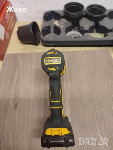 Винтоверт Dewalt DCD 778, снимка 5 - Винтоверти - 48474615