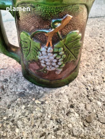 Релефна троянска керамична кана, снимка 3 - Антикварни и старинни предмети - 47384366