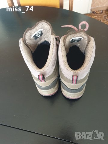 Страхотни боти - 60 лева, снимка 2 - Детски боти и ботуши - 26410842