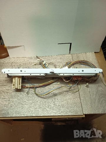 Готварска печка индезит mod: K6M5 части 6 вида В, снимка 8 - Печки, фурни - 51949463