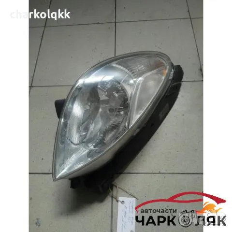 Фар десен Ситроен Ксара Пикасо