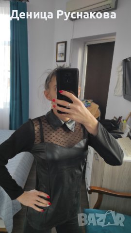 Черна блузка с кожена якичка , снимка 3 - Блузи с дълъг ръкав и пуловери - 40205233