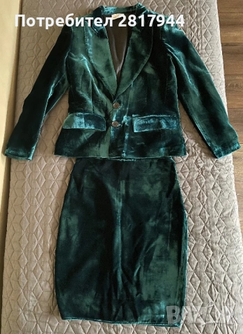 Сако и пола от кадифе