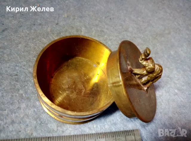 СТАРА БРОНЗОВА КУТИЙКА За ПУДРА БАЛСАМ МЕХЛЕМ и ДРУГО със СЛОНЧЕ Ръчно ИНКРУСТИРАНА със СЕДЕФ 47812, снимка 9 - Други ценни предмети - 47562293