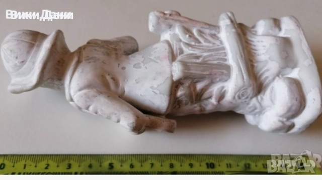 порцелан момиче с букет момче музикант, снимка 11 - Колекции - 33489893