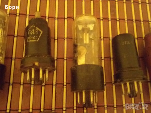 Радио лампи бакелитов цокъл, снимка 5 - Други - 27266411