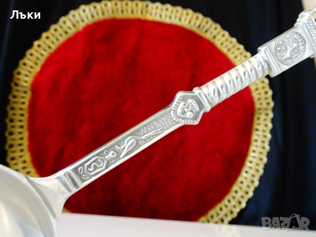 Калаена лъжица с фигури на съпрузи,ангел,щъркел,калаена сватба. , снимка 4 - Антикварни и старинни предмети - 52203463