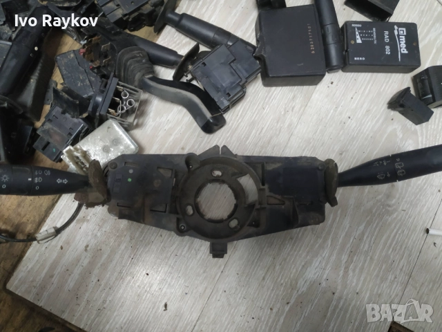 Лостчета мигачи чистачки Peugeot 206 1999-2006 , 9630605180