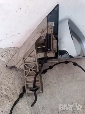 Огледало за Ауди А4 2,4 мотор , снимка 4 - Автомобили и джипове - 47462169