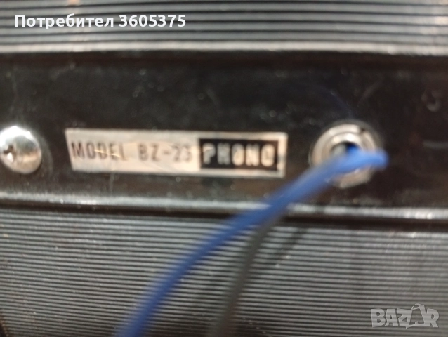 Старо радио Sharp, снимка 5 - Антикварни и старинни предмети - 52022552