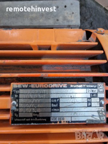 Мотор- Редуктор SEW-Eurodrive R100R70DT100L, снимка 4 - Други машини и части - 43280470