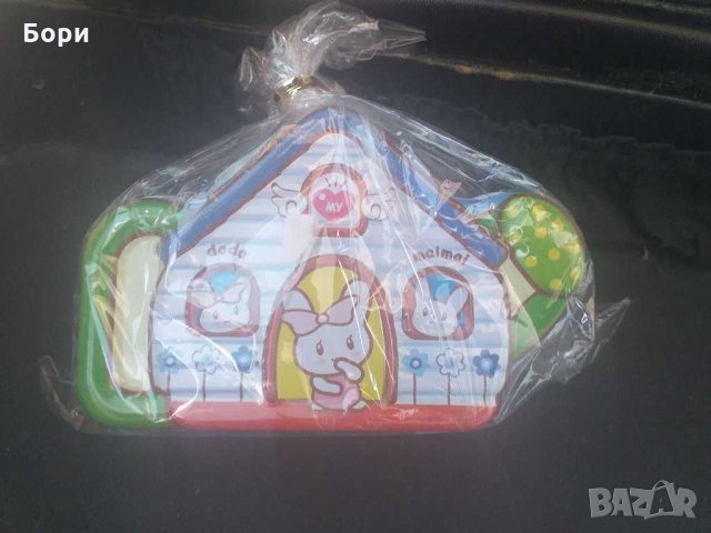 Метална касичка с ключ и катинар