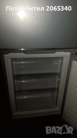 ХЛАДИЛНИК С ФРИЗЕР SHARP 180см, снимка 3 - Хладилници - 52370603