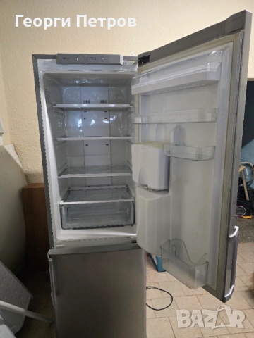 Хладилник Samsung No Frost system , снимка 2 - Хладилници - 52842568