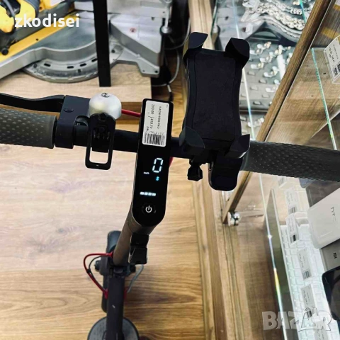 Електрическа тротинетка XIAOMI M365 PRO, снимка 2 - Друга електроника - 53531229