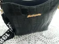 ДАМСКИ ЧАНТИ - KUGEN & BAG , Y NOT  - малки продавам , снимка 6