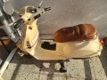 Акумулаторен мотоциклет Vespa 6V с фарове – в бежово-кафяв цвят, снимка 4