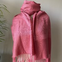 Розов шал от пашмина/ тънък шал, снимка 2 - Шалове - 40368176
