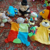 Продавам детски дрехи и играчки , снимка 4 - Плюшени играчки - 38189200