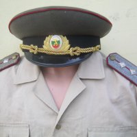 Лятна офицерска униформа, снимка 6 - Антикварни и старинни предмети - 44113745